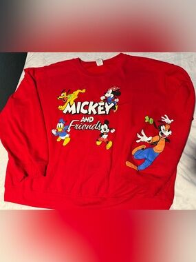 Disney Red 'Mickey and Friends' Crewneck Sweatshirt with Character Art size 3XL